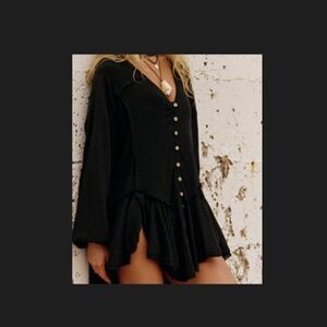Free People "Slice of Heaven" Tunic. Size Large, color Black with Black Buttons